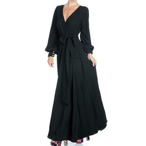 Meghan Fabulous Los Angeles Lilypad Maxi Dress Black
